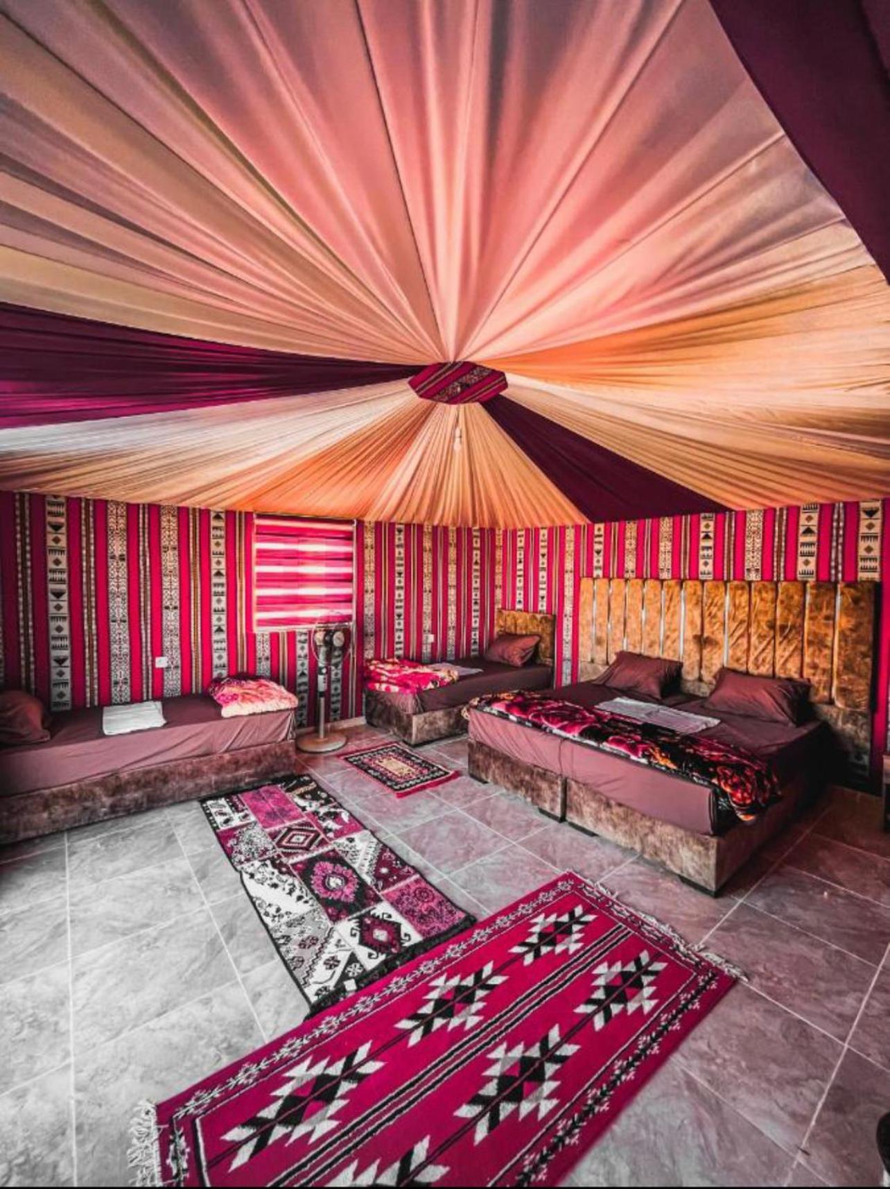 Rum Magic Luxury Camp Вади Рум Екстериор снимка